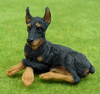 (image for) Dollhouse Scale Model Doberman