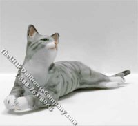 (image for) Dollhouse Scale Model Gray Cat Laying Out