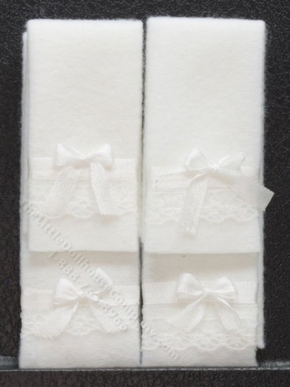 (image for) Miniature White 4-Piece Lace and Ribbon Trim Towel Set