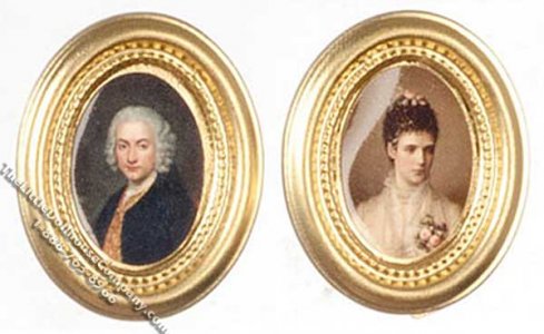 (image for) Miniature Gold Oval Frames of Portraits for Dollhouses 2pk