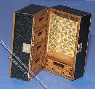 (image for) Miniature Deluxe Doll Trunk Kit for Dollhouses