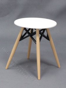 (image for) Miniature Eames-Style Table for Dollhouses