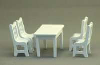 (image for) 1/2" Scale Table and Chairs