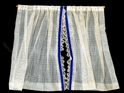 (image for) Miniature White Sheers with Rod for Dollhouses