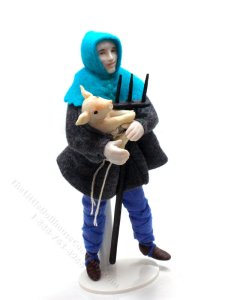 (image for) Miniature Full Scale Medieval Farmer Doll