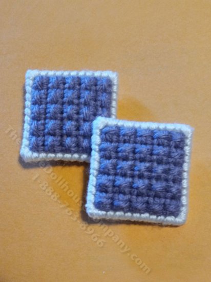 (image for) Miniature Blue Waffle Knit Pillow for Dollhouses (1pc)