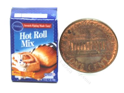 (image for) Miniature Cinnamon Hot Roll Mix Box