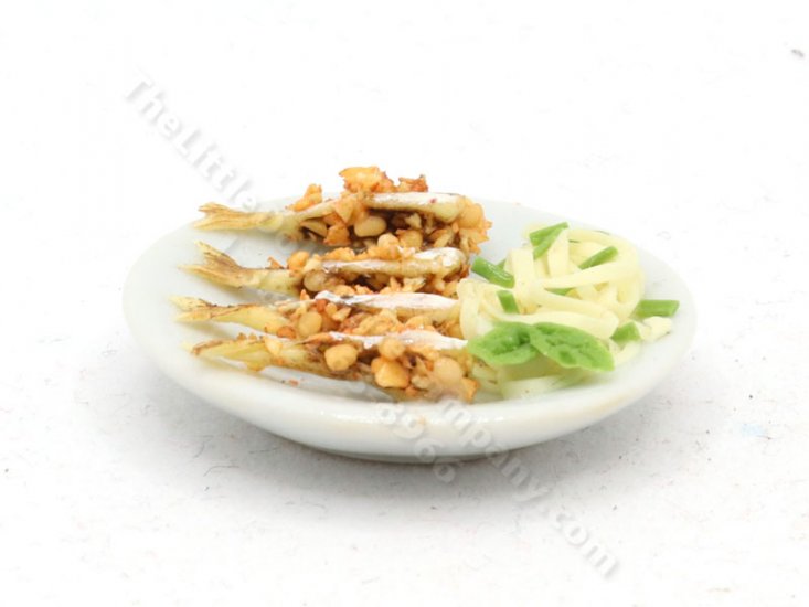 (image for) Miniature Plate of Breaded Fish and Pasta