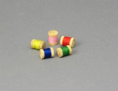 (image for) Dollhouse Scale Model Spools of Thread