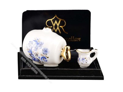 (image for) Miniature Barrel with Small Pitcher - Blue Onion Gold Design