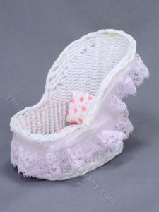 (image for) Miniature White Wicker Bassinet with Lace Trim for Dollhouses