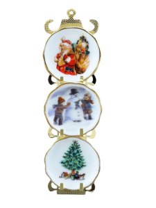 (image for) Miniature Christmas 3 Tier Plate Rack Display for Dollhouses