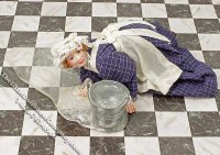(image for) Woman Cleaning Floor for Dollhouses