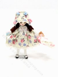 (image for) Handmade Miniature Girl Carrying a Doll