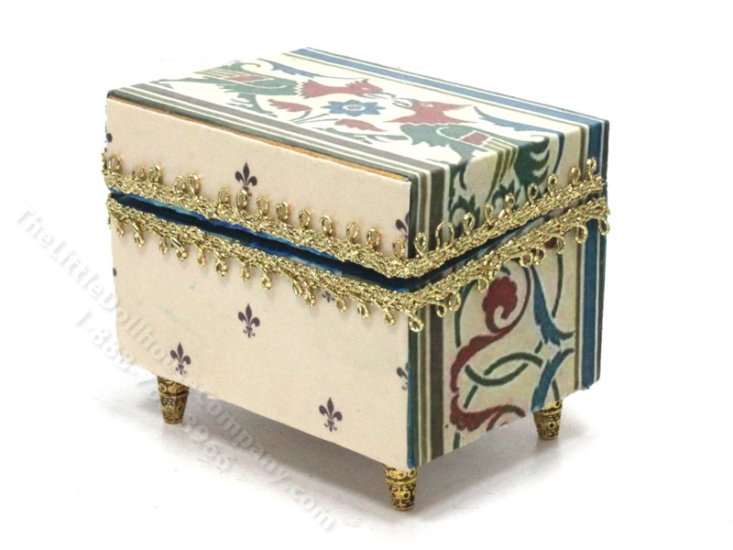 (image for) Miniature Potions Chest for Dollhouses