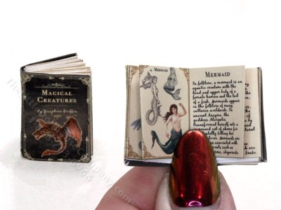 (image for) Miniature Book: 'Magical Creatures'