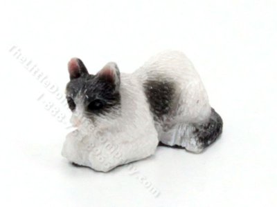 (image for) Miniature White and Black Cat for Dollhouses