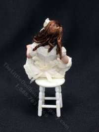 (image for) Miniature Little Girl with Dolly