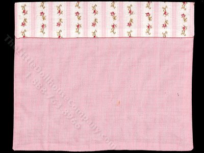 (image for) Miniature Pink Blanket for Dollhouses