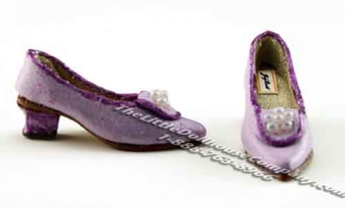 (image for) Miniature Leather Ladies Shoes by Judith Blondell for Dollhouses