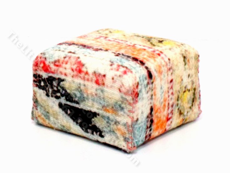 (image for) Miniature Bohemian Ottoman by PRD Miniatures