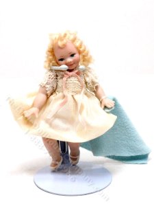 (image for) Miniature Toddler Girl with her Blanket