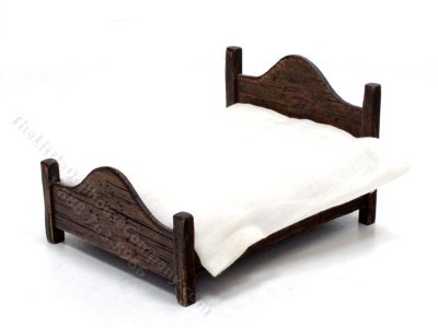 (image for) 1:24 Scale Miniature Bed by Michael Mortimer for Dollhouses
