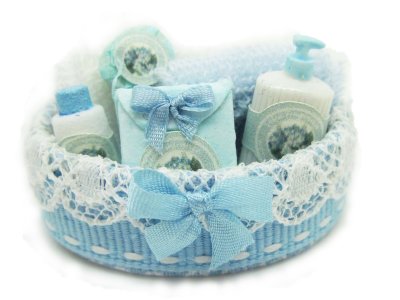 (image for) Miniature Spa Basket in Blue for Dollhouses