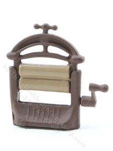 (image for) Miniature Clothes Wringer for Dollhouses