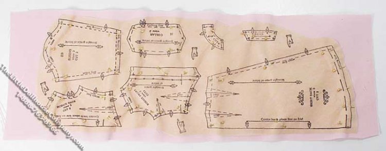 (image for) Miniature Pinned Sewing Pattern by Bette Jo Chudy (1/pk)