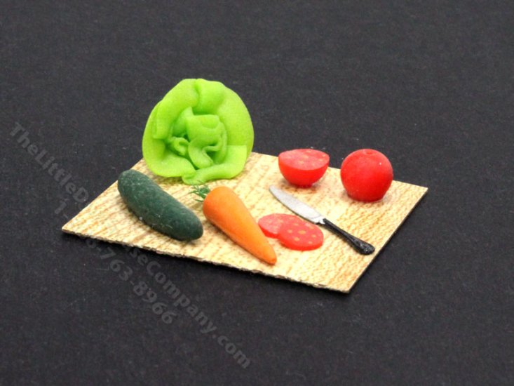 (image for) Miniature Vegetable Cutting Board for Dollhouses