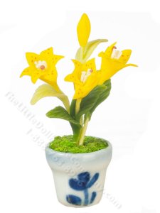 (image for) Miniature Yellow Lilies in a Pot for Dollhouses