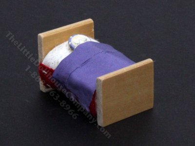 (image for) Miniature Doll in a Bed Toy for Dollhouses