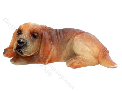 (image for) Miniature Laying Down Bloodhound Figurine for Dollhouses