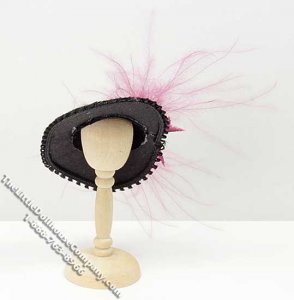 (image for) Miniature Black Ladies Hat w/Pink Feather for Dollhouses