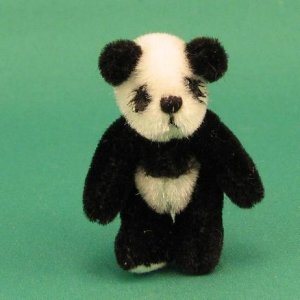 (image for) Dollhouse Scale Model Panda
