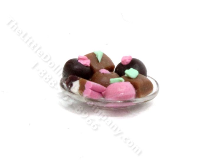 (image for) Miniture Glass Plate of Chocolates