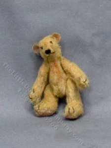 (image for) Miniature Small Tan Stuffed Bear by Betty Miniaturen