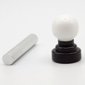 (image for) Miniature Battery Operated White Globe Lamp Wanded