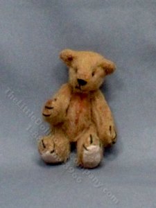 (image for) Miniature Tan Stuffed Bear by Betty Miniaturen