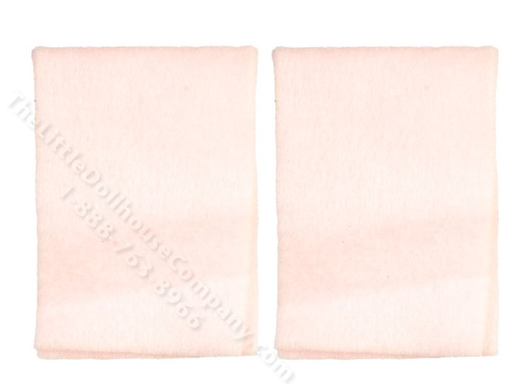 (image for) Miniature Pink Blankets for Dollhouses (2pcs)