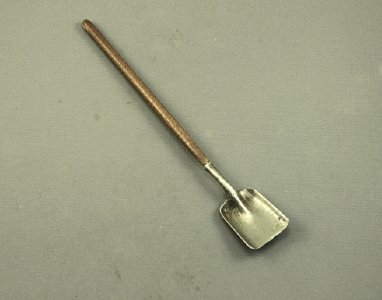 (image for) Dollhouse Scale Model Long Square Shovel