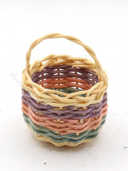 (image for) Miniature Tri-Colour Round Woven Basket