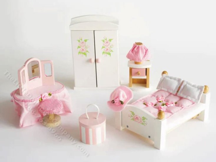 (image for) Daisylane Master Bedroom for Dollhouses