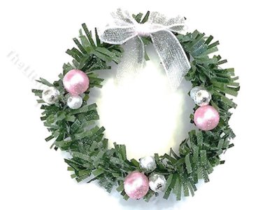 (image for) Miniature Victorian Christmas Wreath for Dollhouses