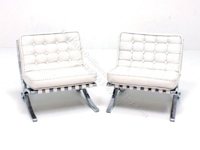 (image for) Miniature Modern Tufted Leather Barcelona Chair Judith Blondell