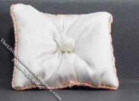 (image for) Dollhouse Scale Model White Pillow w/Gold Braid