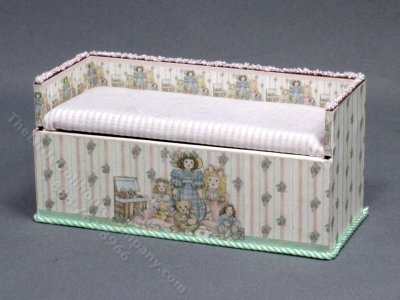 (image for) Miniature Dolls Toy Box for Dollhouses