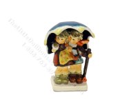 (image for) Vintage Miniature Collectible Olszewski Hummel 1988 "Stormy Weather" 251-P 2nd Release