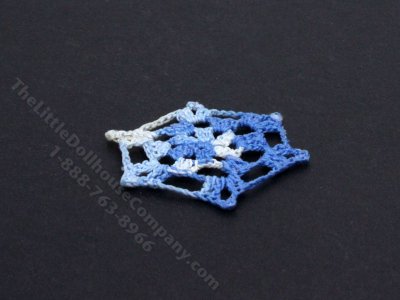 (image for) Miniature Handmade Blue Doily for Dollhouses